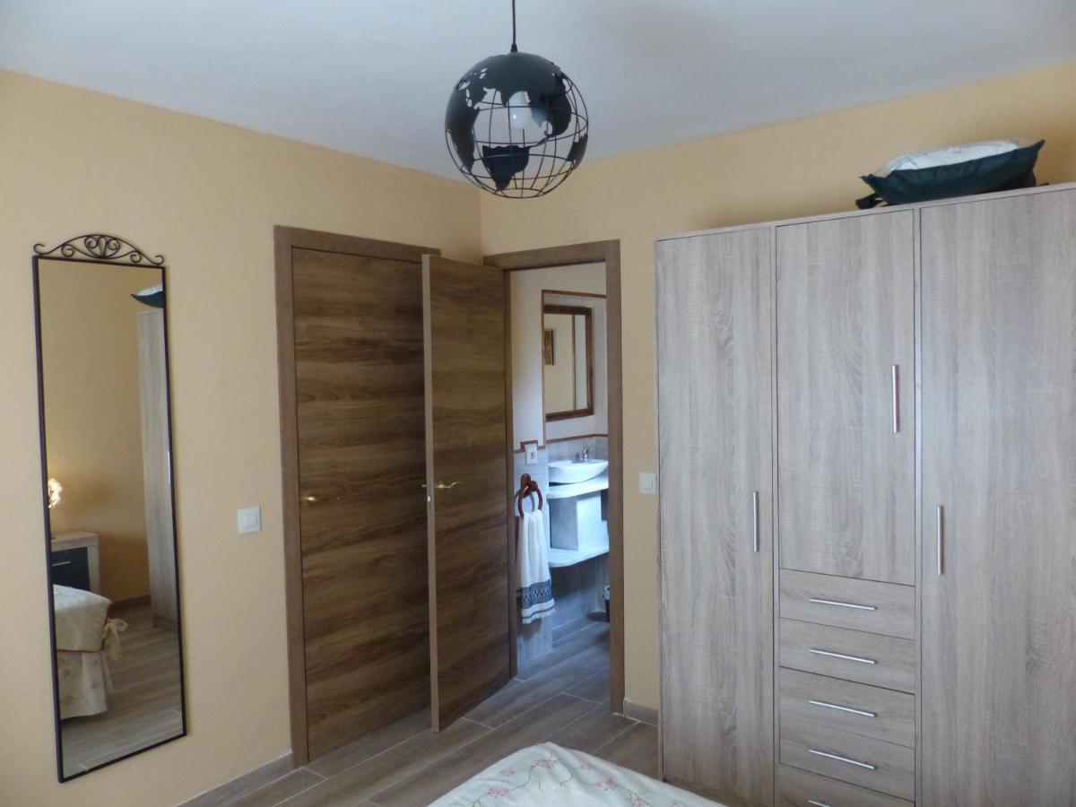 Casa De La Abuela Pili Apartment Colmenar de Oreja Luaran gambar