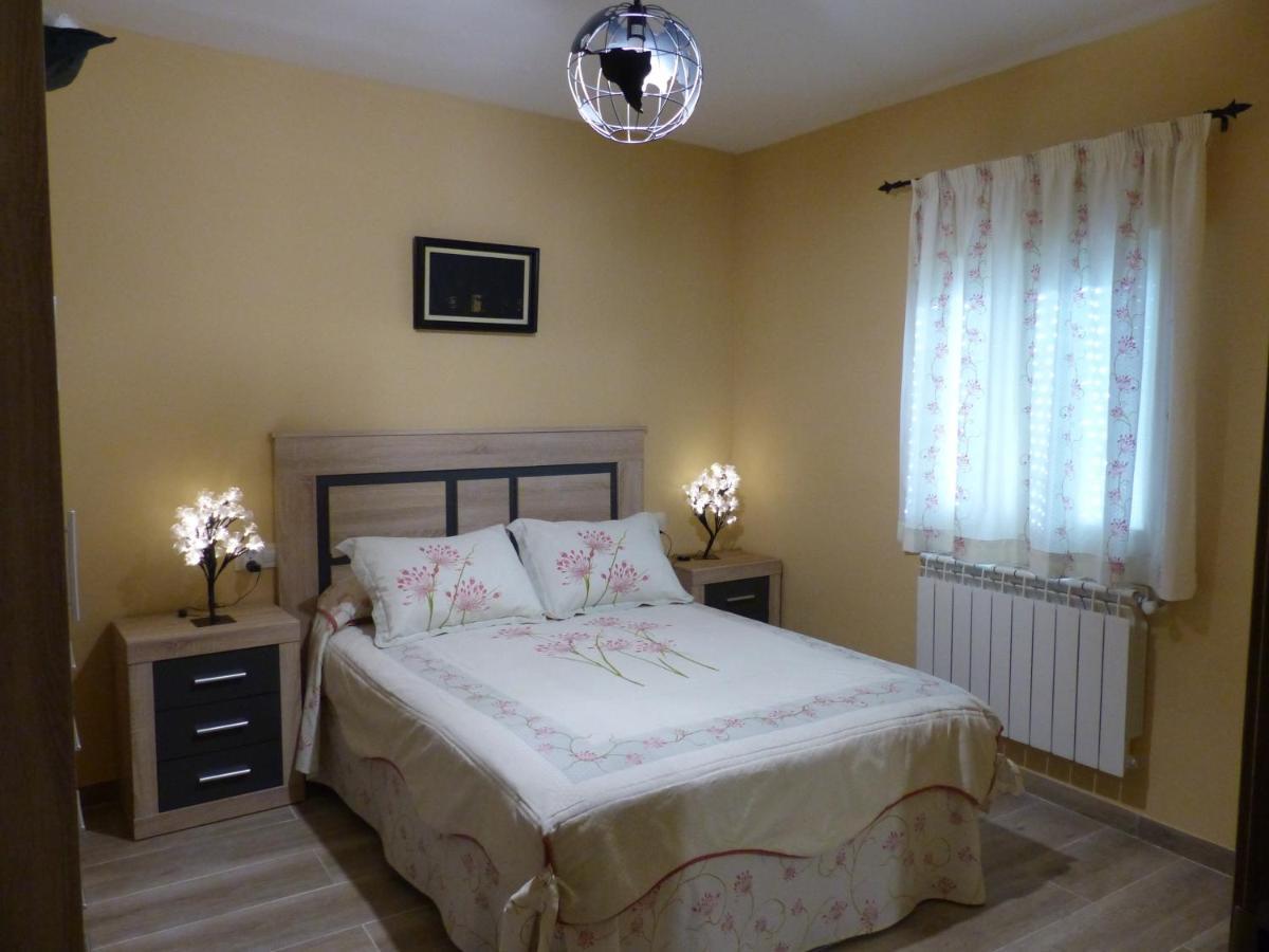 Casa De La Abuela Pili Apartment Colmenar de Oreja Luaran gambar