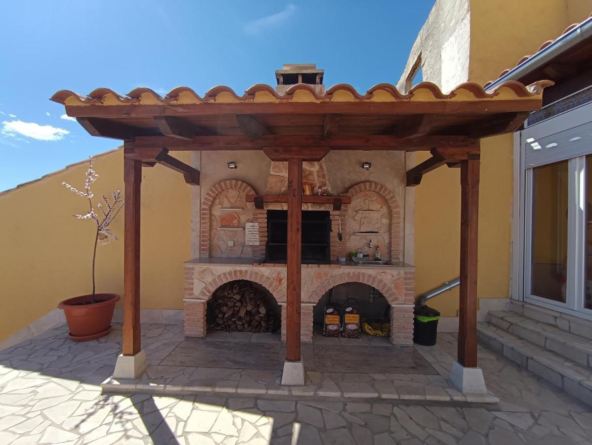 Casa De La Abuela Pili Apartment Colmenar de Oreja Luaran gambar